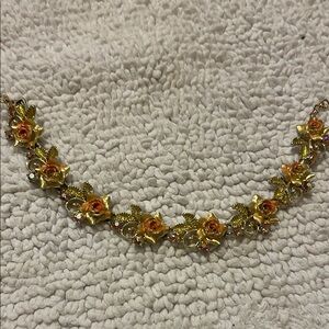 Gorgeous vintage necklace